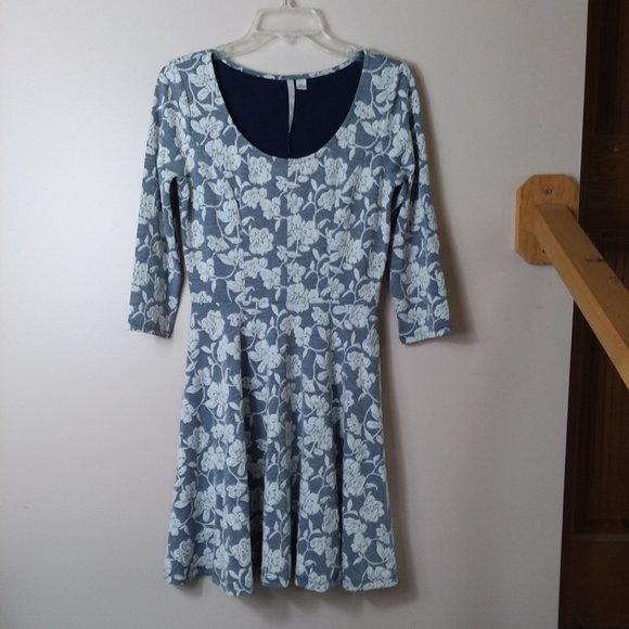 Lauren Conrad Dress Floral Print Sz Small 3/4 sleev - Picture 2 of 9